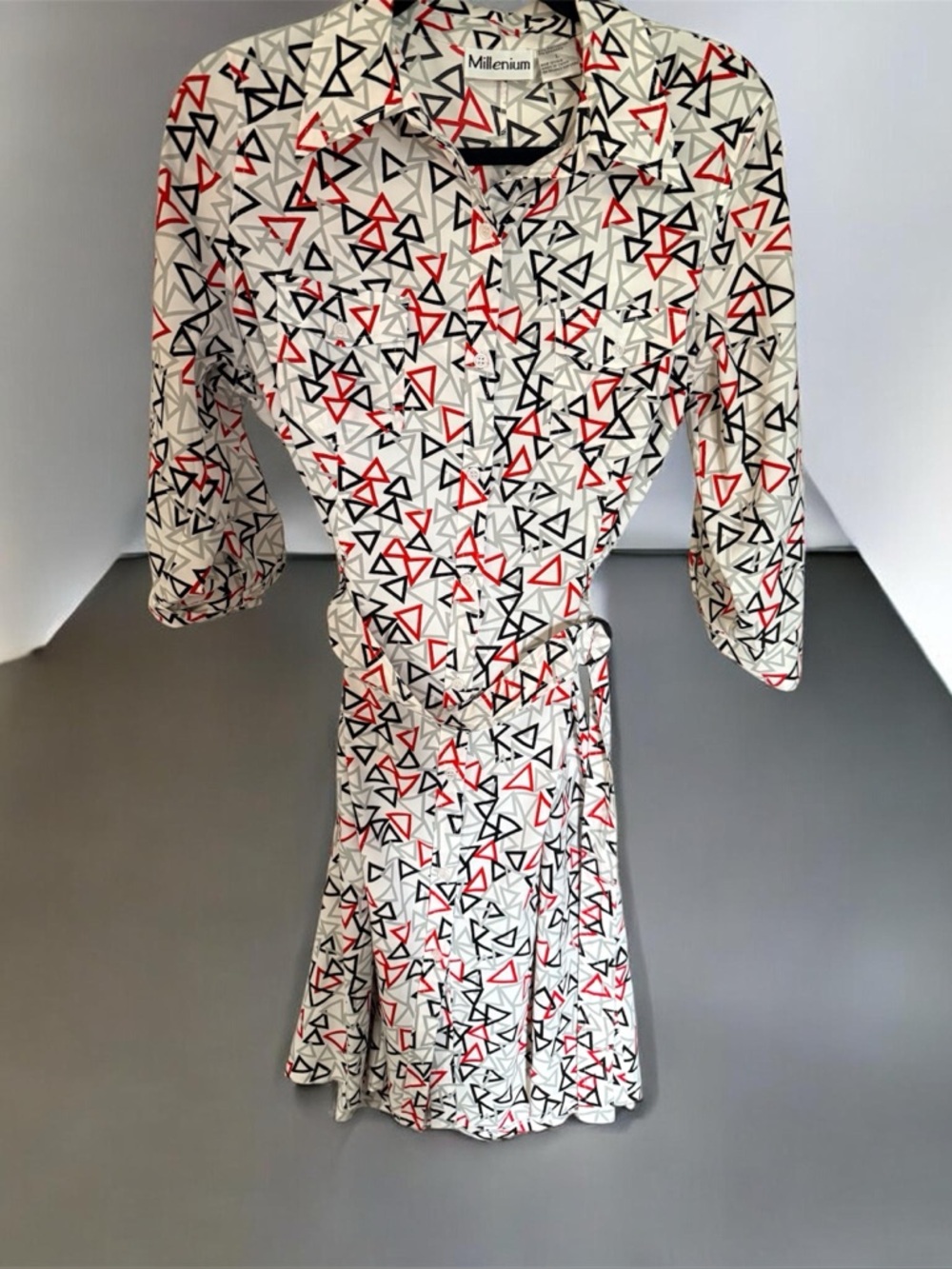 Millenium White Geometric Print Shirt Dress with Red & Black Accents Vtg. Size L